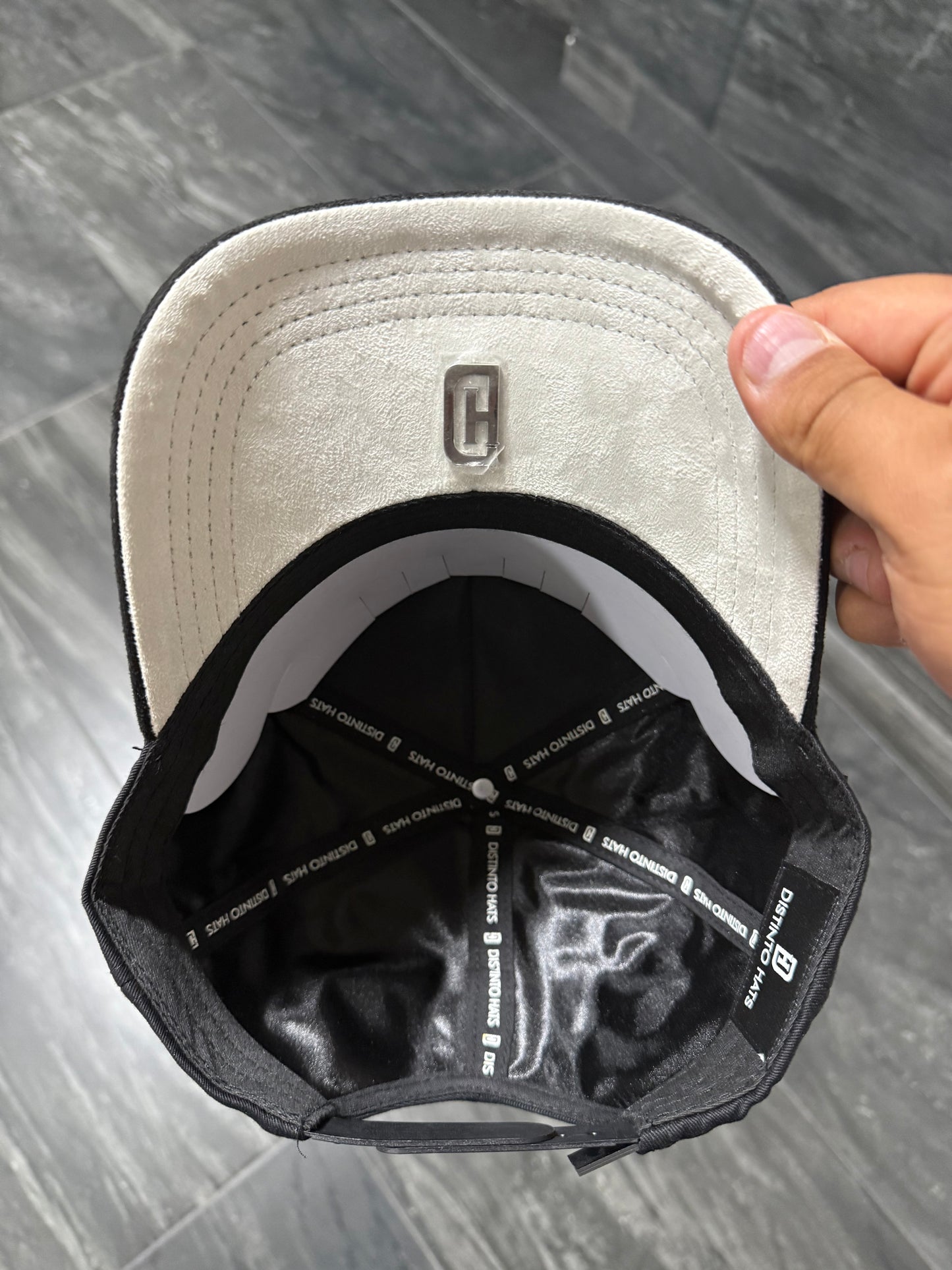 DISTINTO HATS