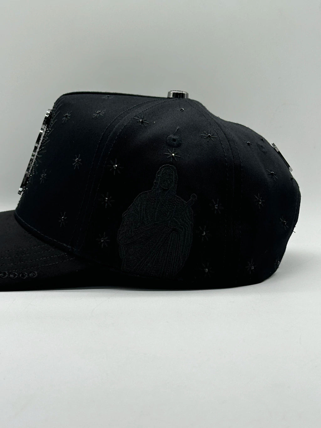 SAN JUDAS CRISTAL TOTAL BLACK