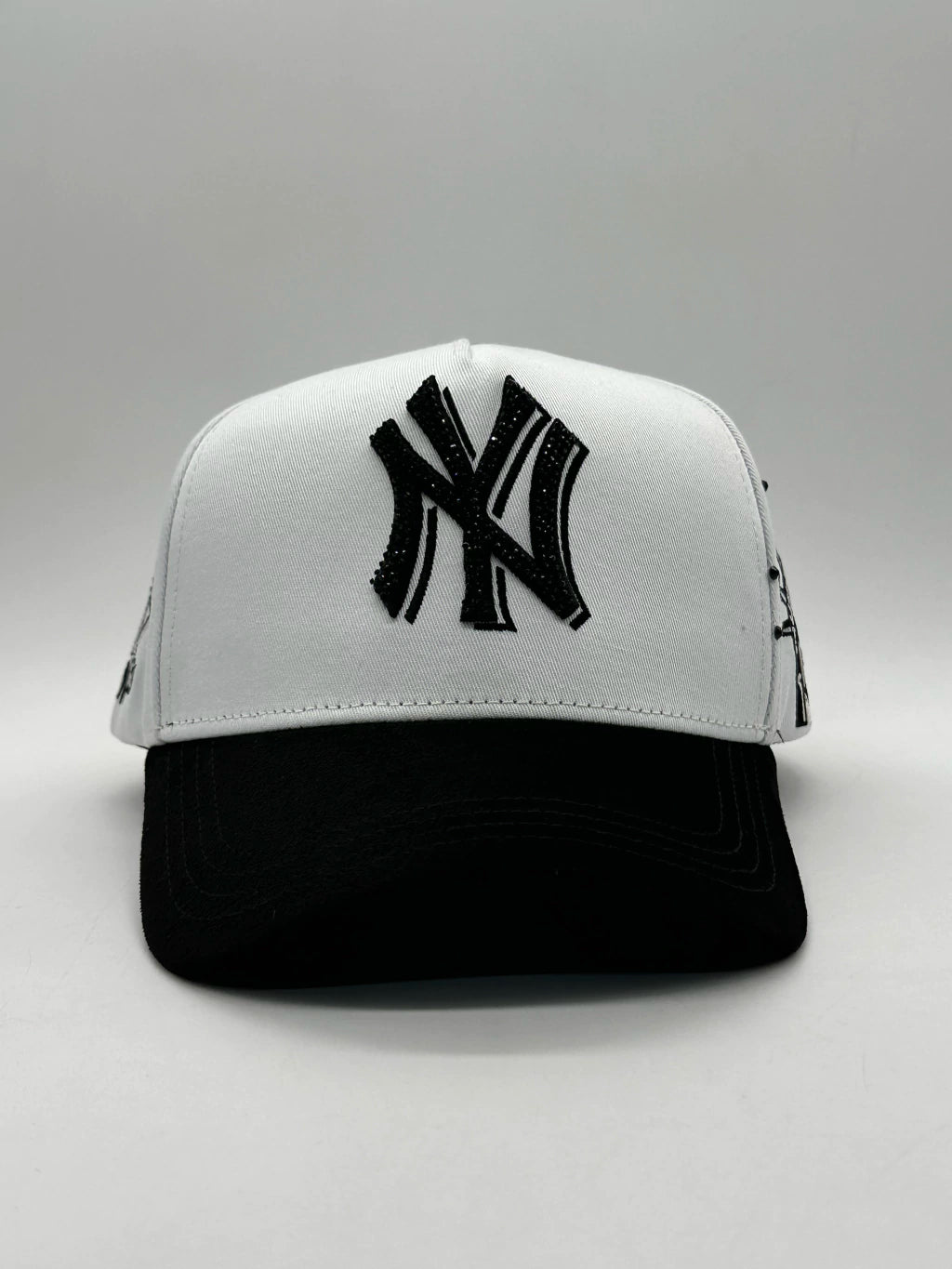 NY BLACK & WHITE