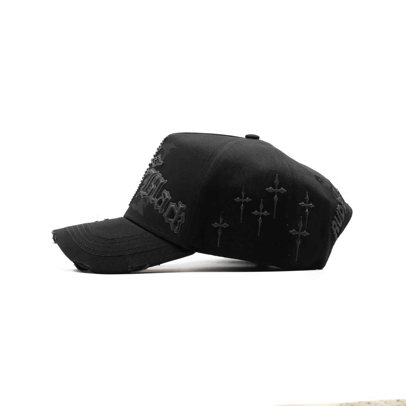 TOTAL BLACK